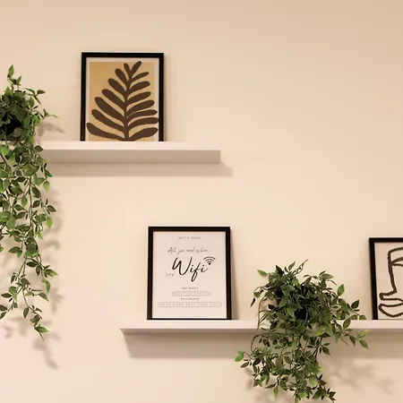 Esti's Oasis Apartamento *