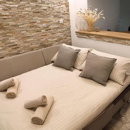 Esti's Oasis شقة